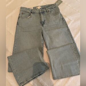 NWT H&M Wide leg high waist jeans size 12